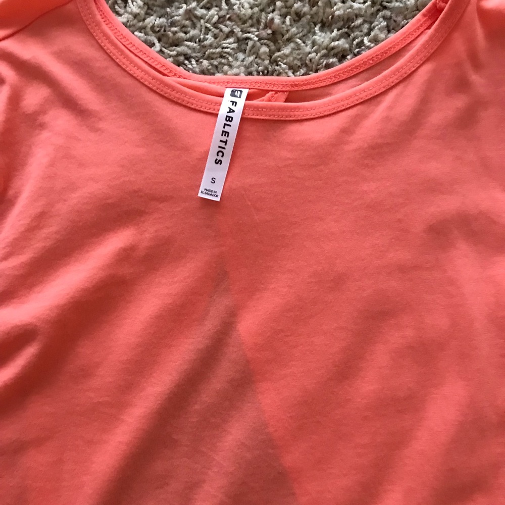 Fabletics top - Picture 2 of 4